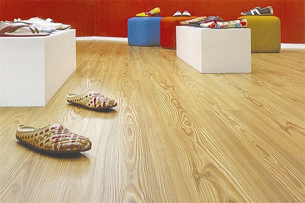 传统地板品牌需学会“沉淀”打造自身品味